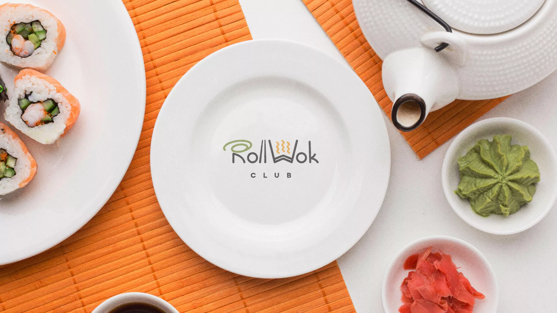 Разработка логотипа и фирменного стиля суши-бара «Roll Wok Club» в Барыше
